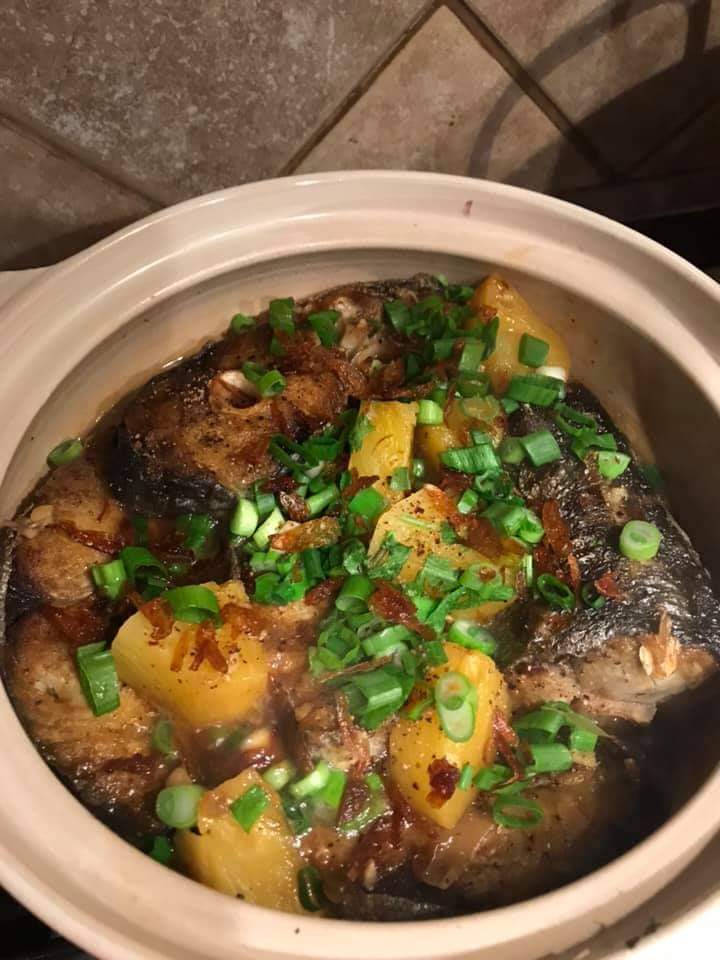 Order Ca thu khom- mackerel  with pineapple  in Claypot  food online from Tuyet Mai store, San Francisco on bringmethat.com