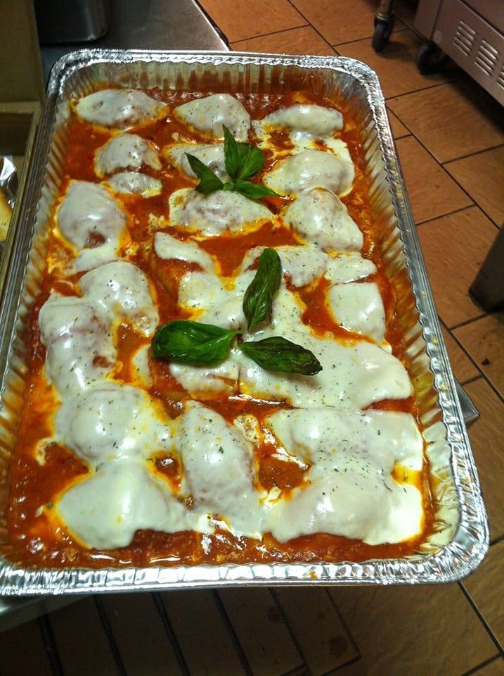 Order Chicken Parmigiana Catering - Half Tray food online from Bella Pizza store, Bethlehem on bringmethat.com