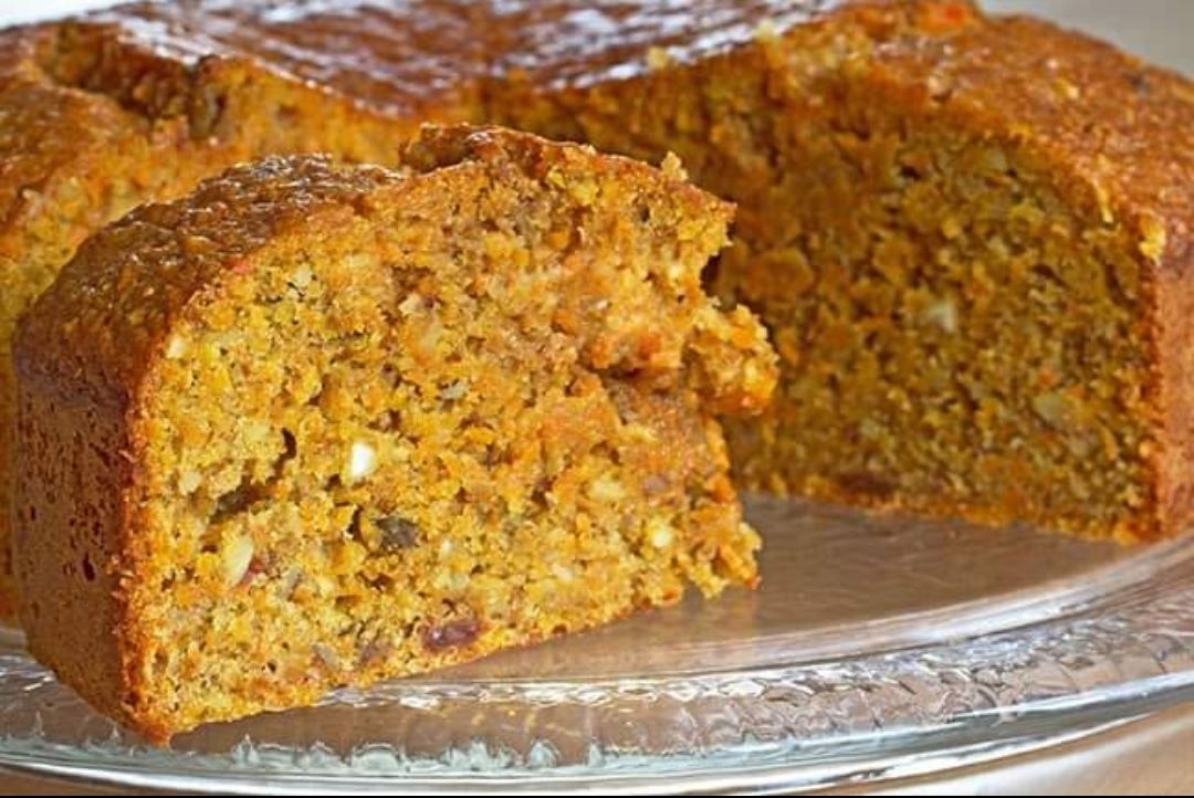 Order Carrot Cake food online from Paradise Place Jamaican Cuisine store, Las Vegas on bringmethat.com