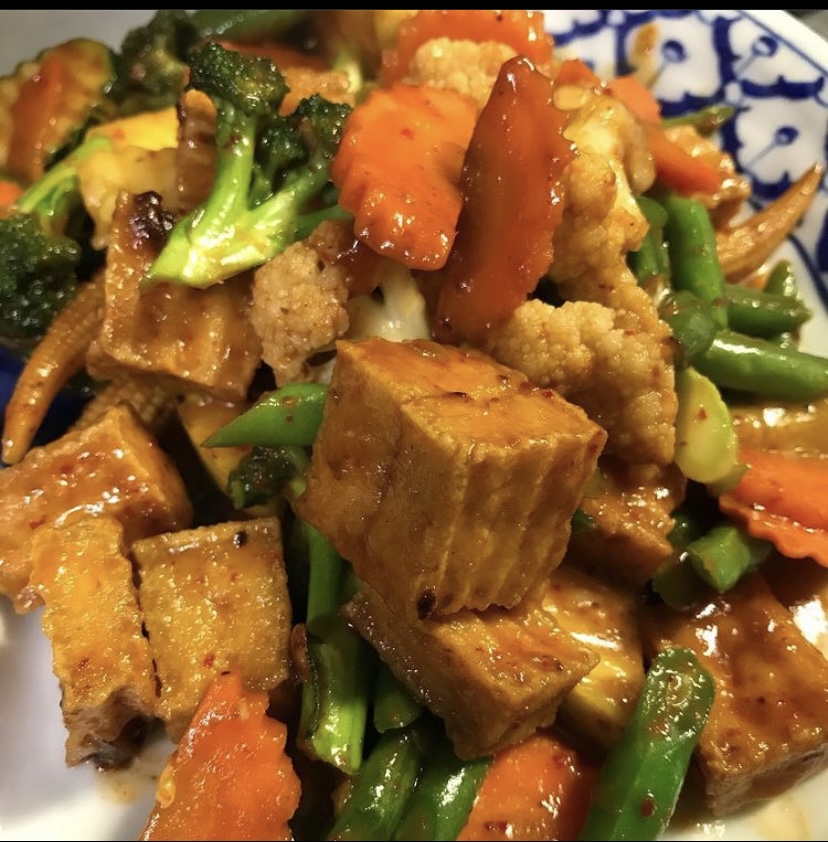 Order 84. Tofu Prik Khing Dinner food online from Thai Garden store, Orangeburg on bringmethat.com