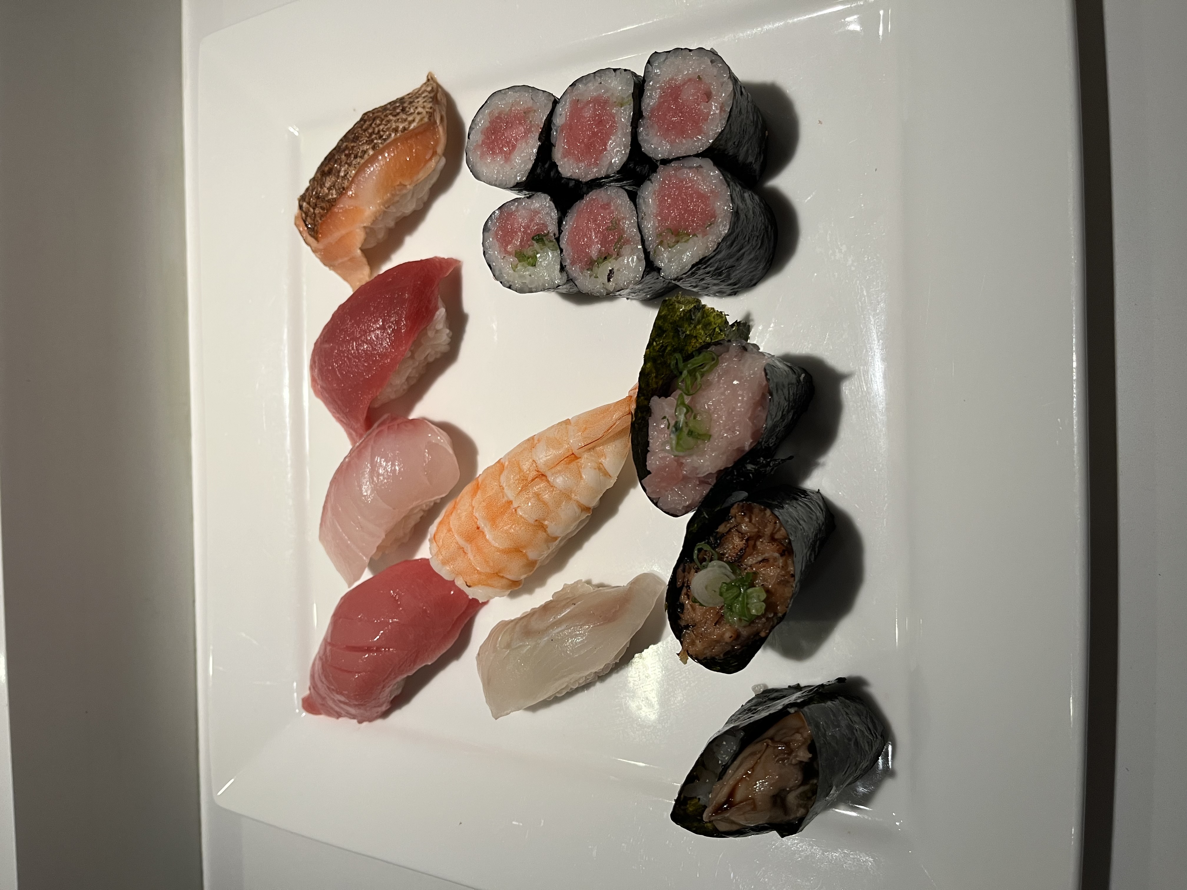 Order Sushi Deluxe food online from Sushi Ryusei store, New York on bringmethat.com