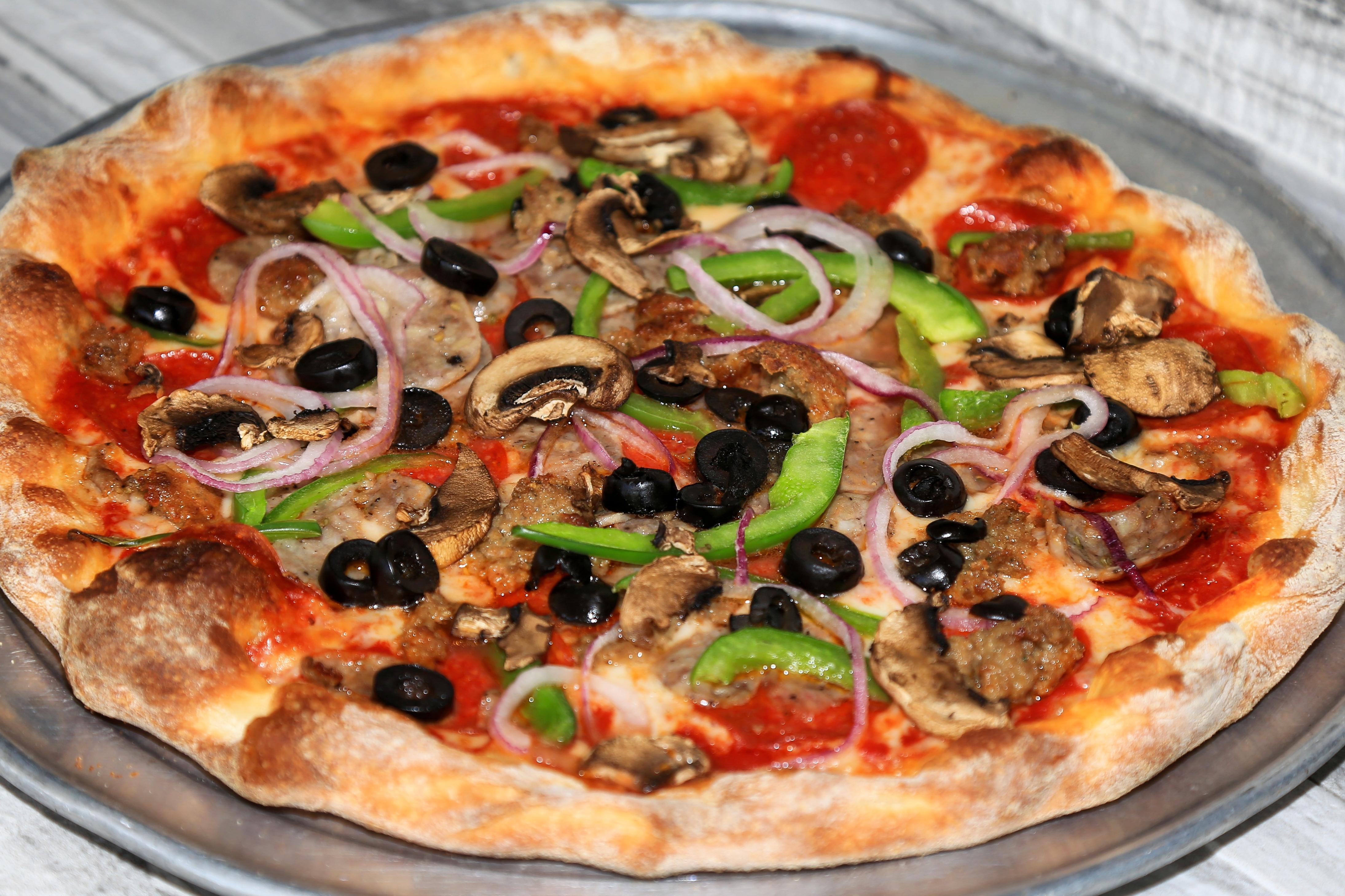 Order Garbage Pie  food online from Vito's Gourmet Pizza store, Pompano Beach on bringmethat.com