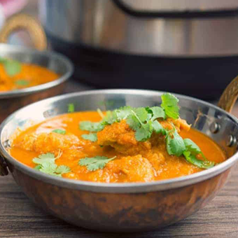 Order Chicken Vindaloo food online from Moguls Supper Club store, Daly City on bringmethat.com