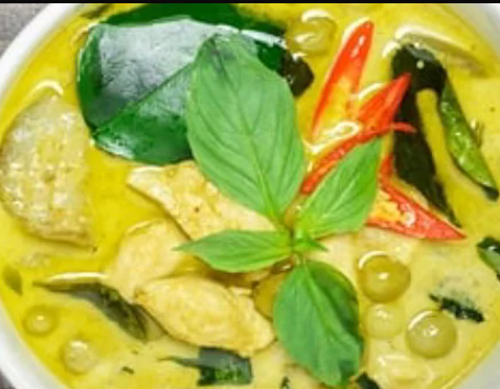 Order Green Curry food online from Fire Tiger Thai Food store, Whittier on bringmethat.com