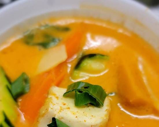 Order Red Curry food online from Giin Thai Canteen store, Berkeley on bringmethat.com