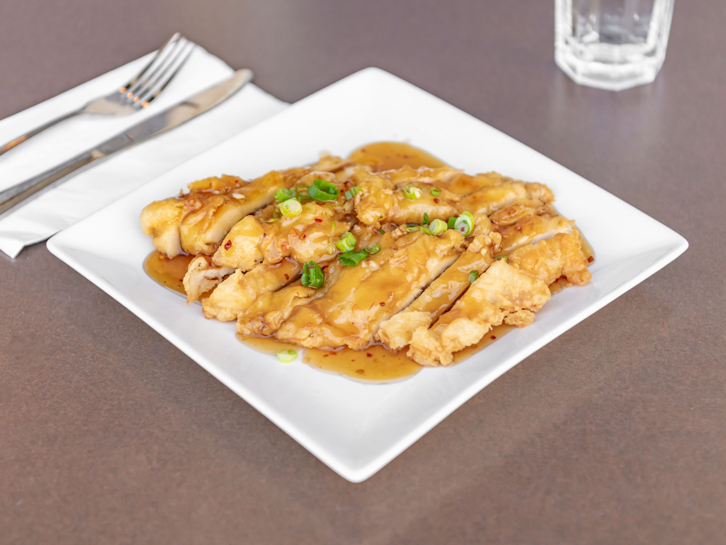 Order 11. Crispy Ginger Chicken food online from Szechwan Restaurant store, Orinda on bringmethat.com