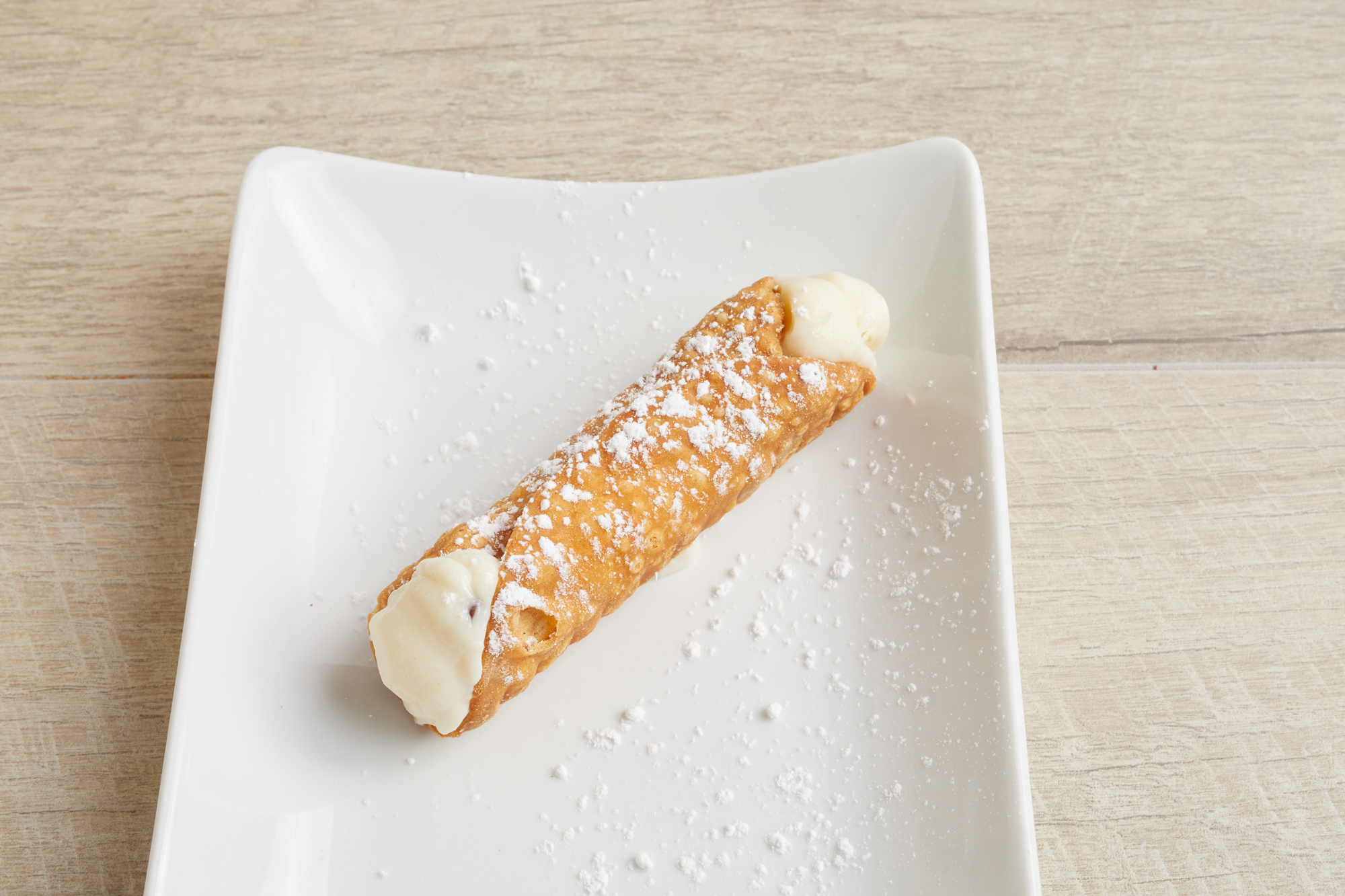 Order Cannoli food online from Mario's Pizzeria store, East Northport on bringmethat.com