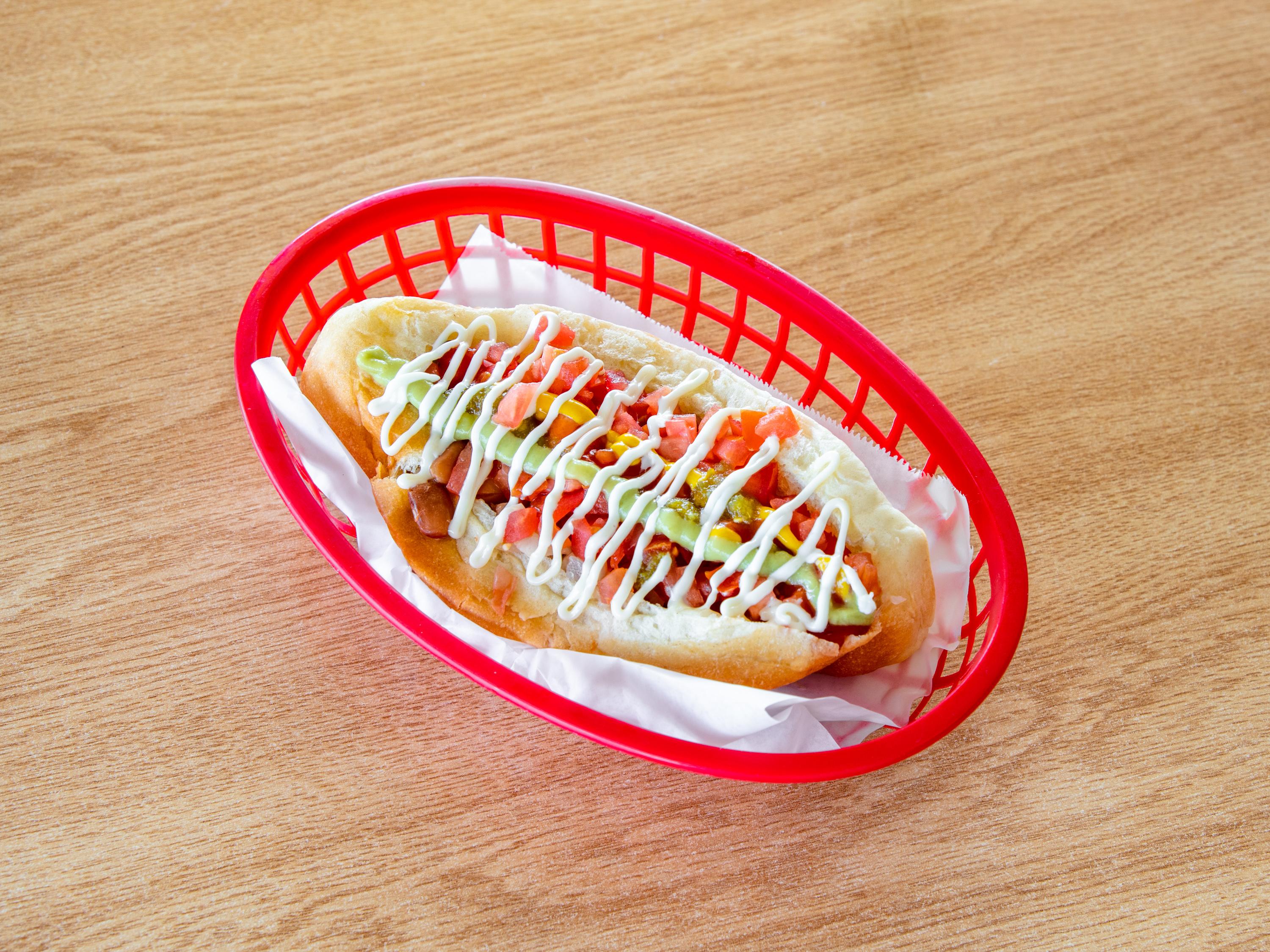 Order Regular Sonoran hotdog  food online from Tacos And Hotdogs Los Mayitos store, Mesa on bringmethat.com