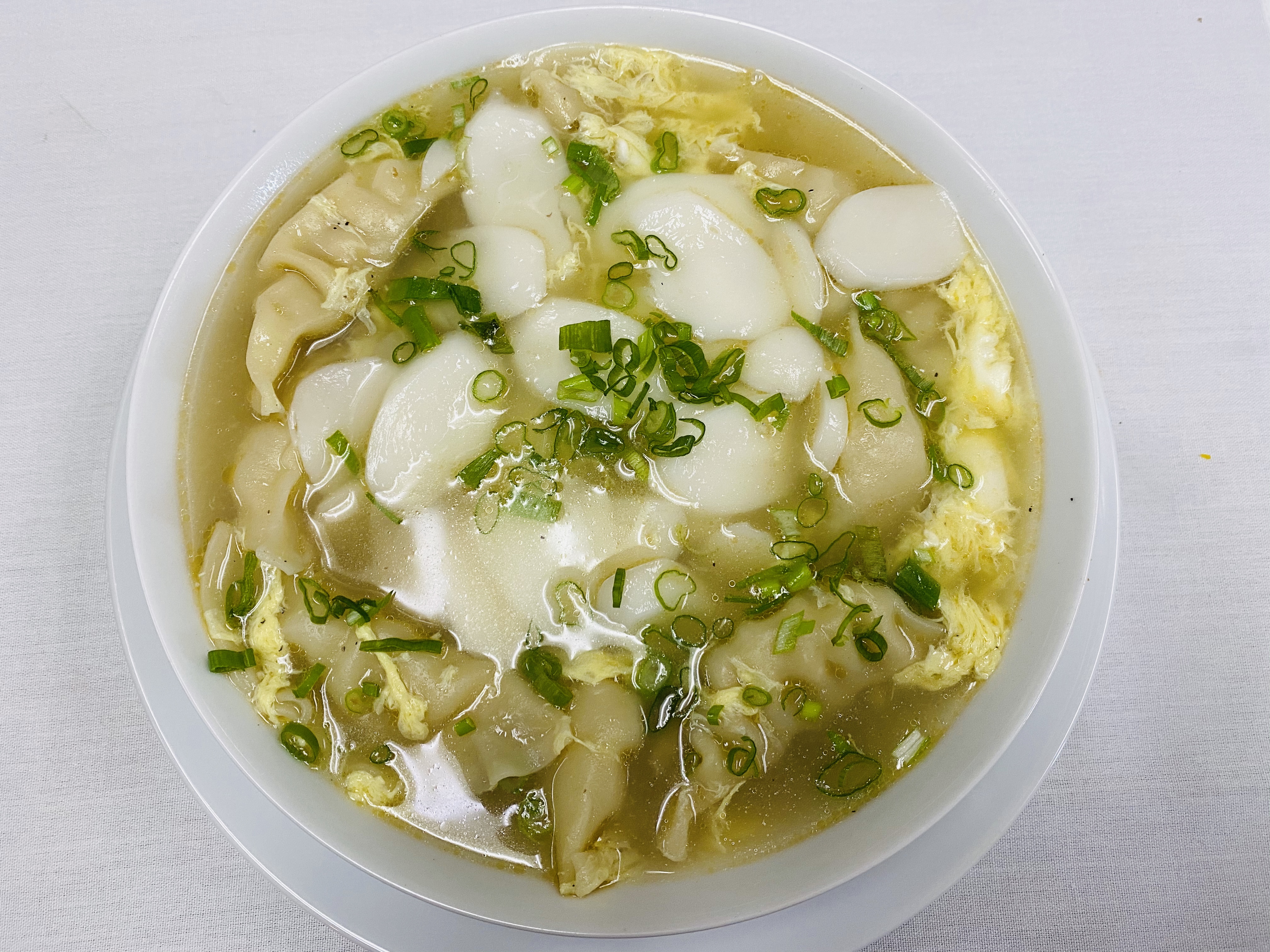 Order Dock Mandu Kuk Soup food online from Ilsong Garden store, San Antonio on bringmethat.com
