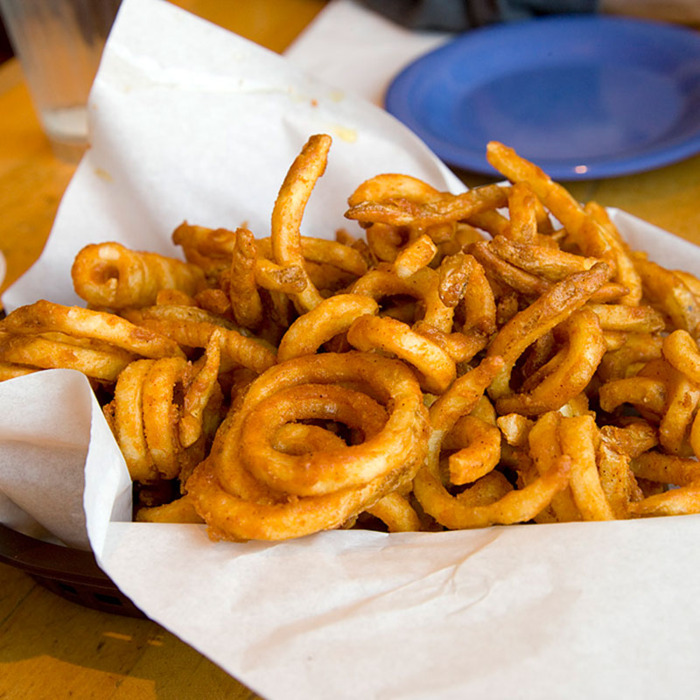 Order Curly Fries 扭扭薯条 food online from Vivi Cafe store, Quincy on bringmethat.com