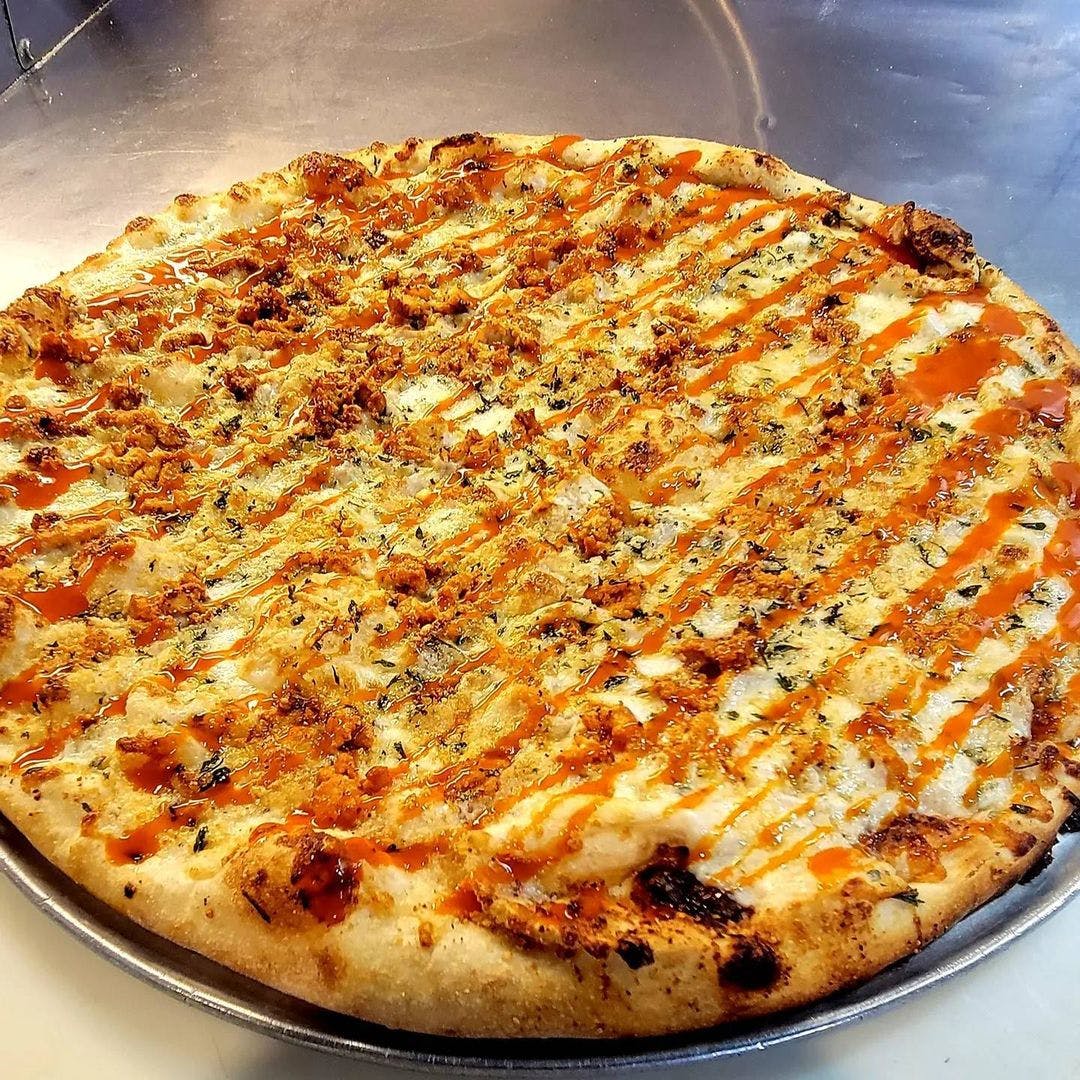 Order Buffalo Chicken Pizza - 12" food online from World Foods store, Cookeville on bringmethat.com