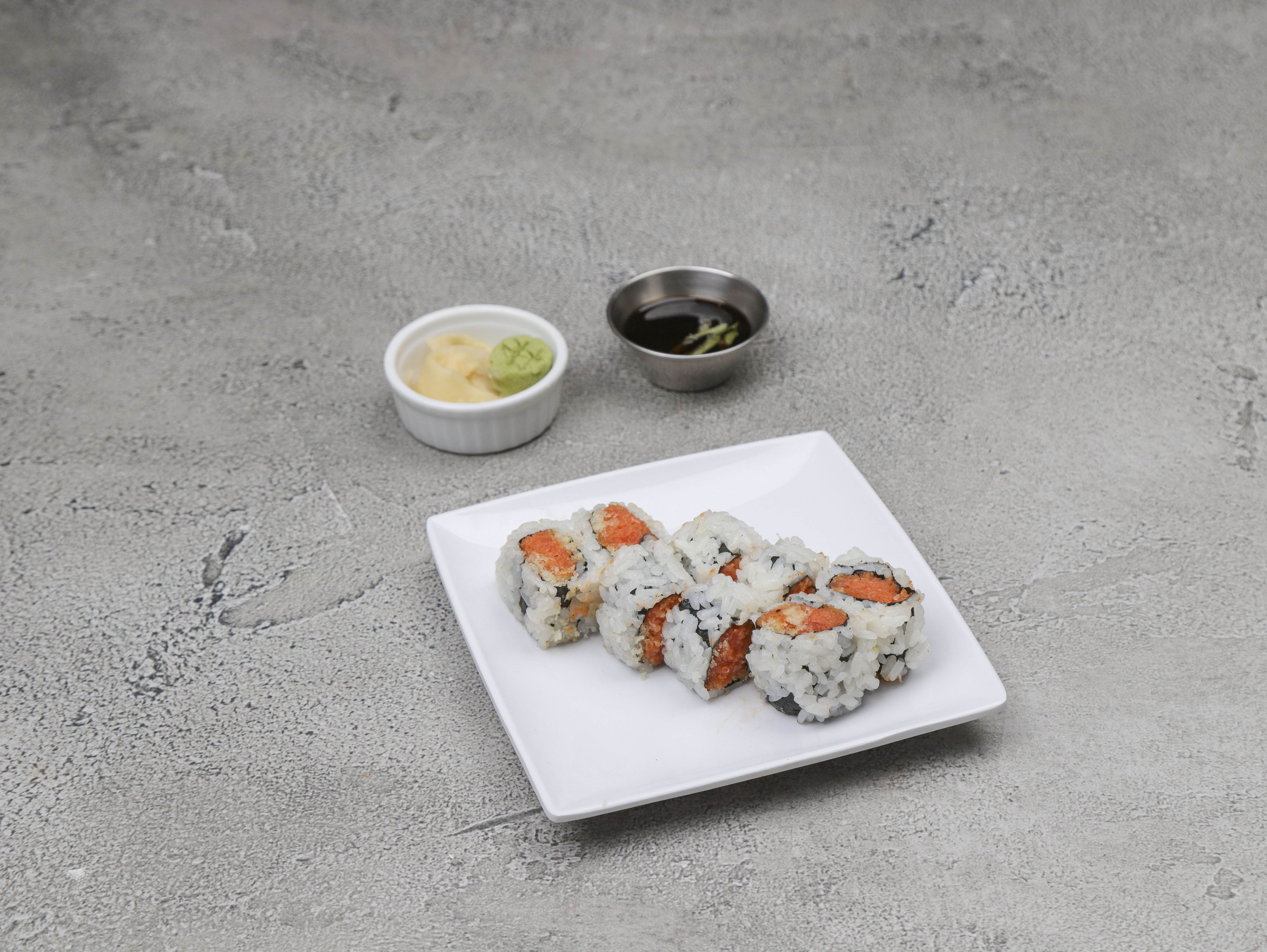 Order Spicy Tuna Roll  food online from Kabukiza sushi store, Philadelphia on bringmethat.com