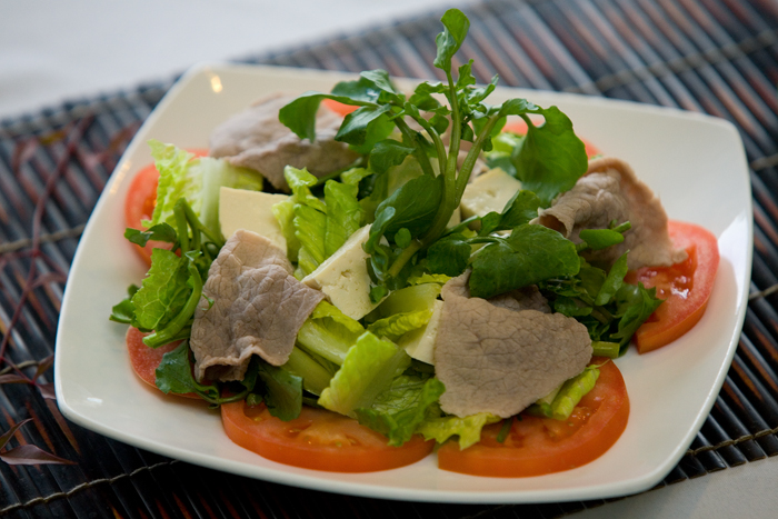 Order 21. Watercress Salad food online from Ha Long Pho Noodle House store, Honolulu on bringmethat.com