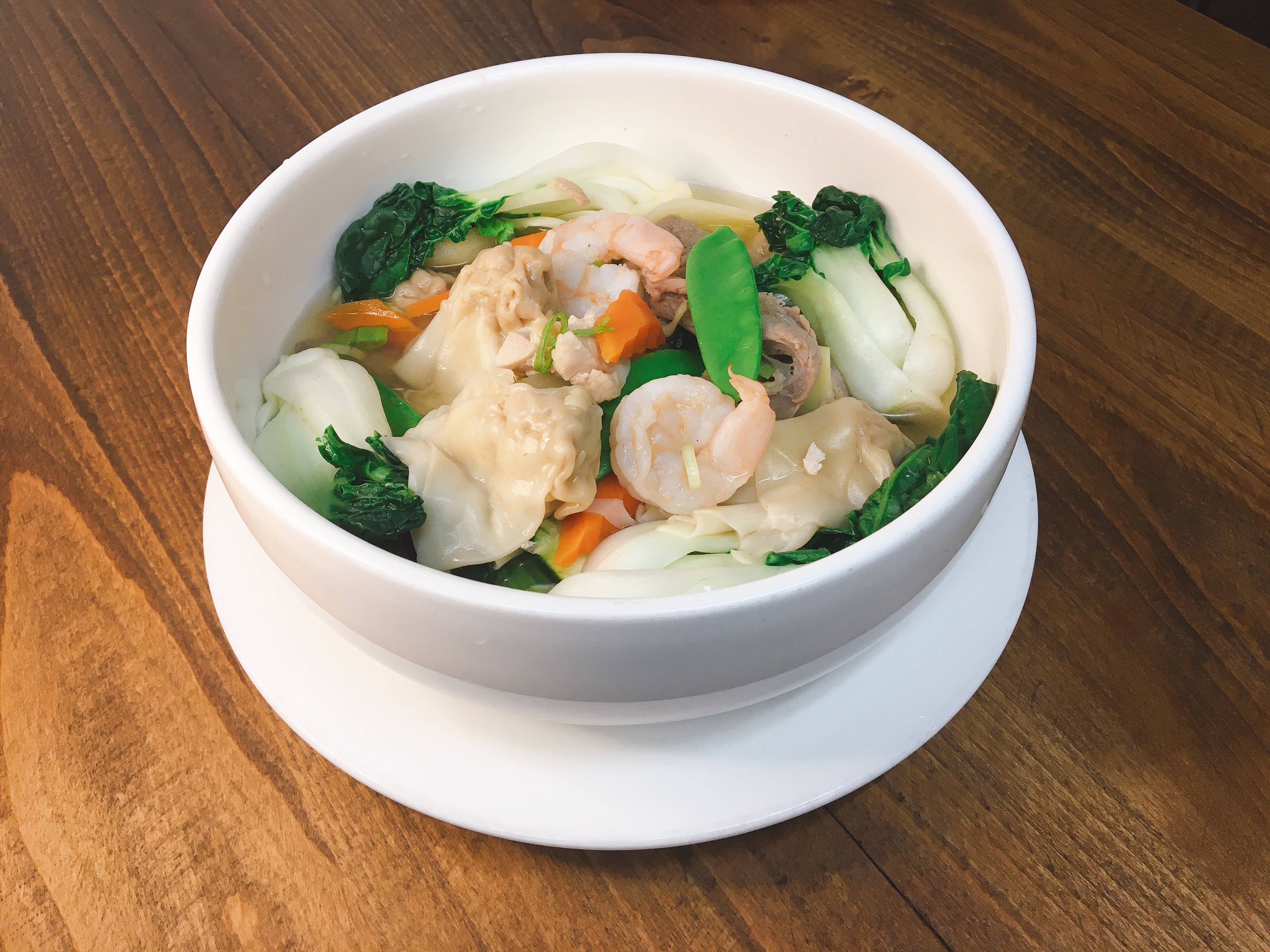 Order Wor Wonton Soup food online from China Garden store, Castro Valley on bringmethat.com