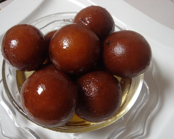 Order Gulab Jamon food online from Agra Cafe store, Los Angeles on bringmethat.com