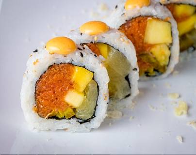 Order Hawaiian Roll food online from Sushi Runner Express store, South Miami on bringmethat.com
