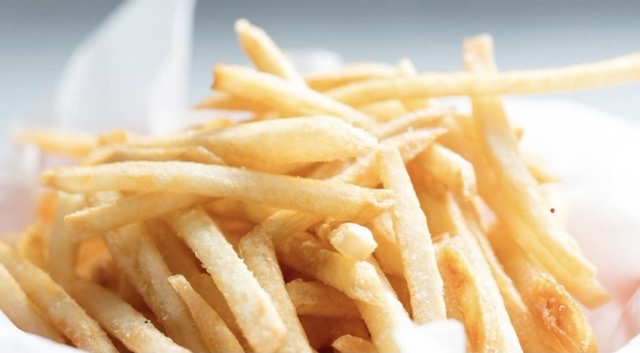 Order French Fries food online from Danny's Deli store, Flushing on bringmethat.com