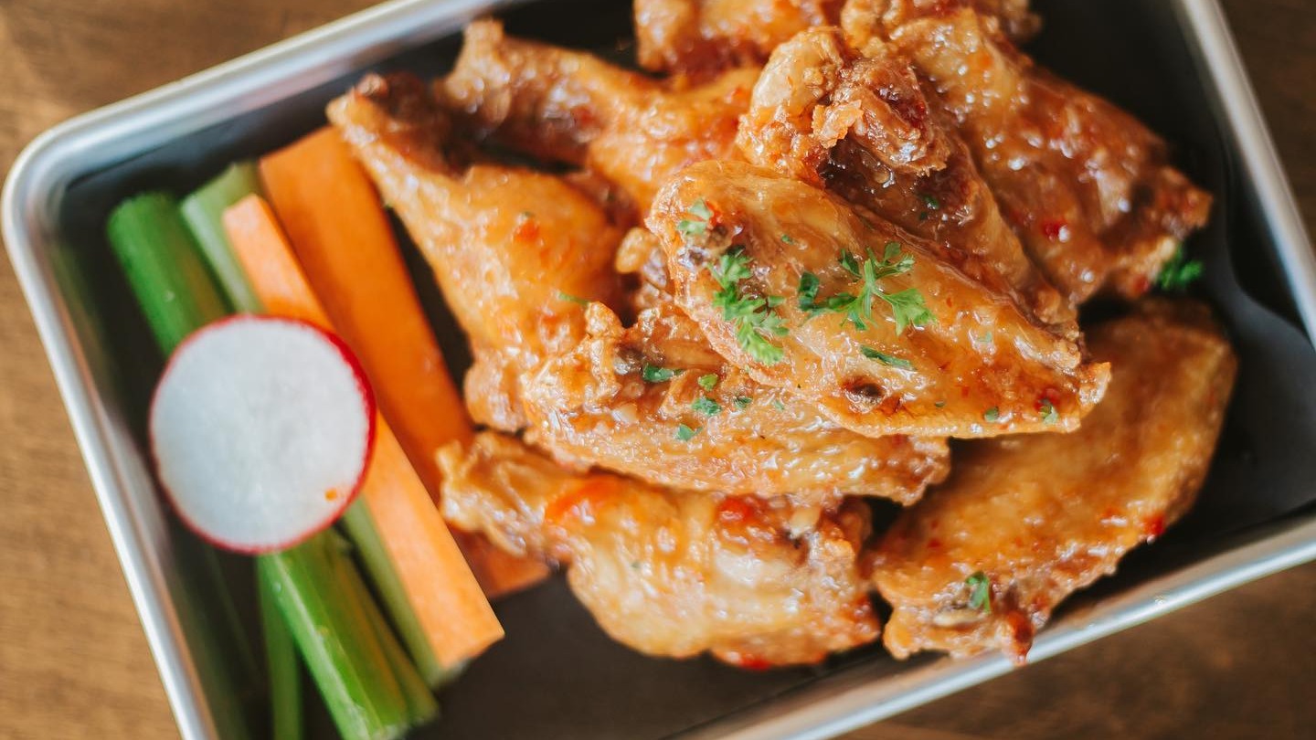 Order Chicken Wings food online from Providence Burger Bar store, Providence on bringmethat.com