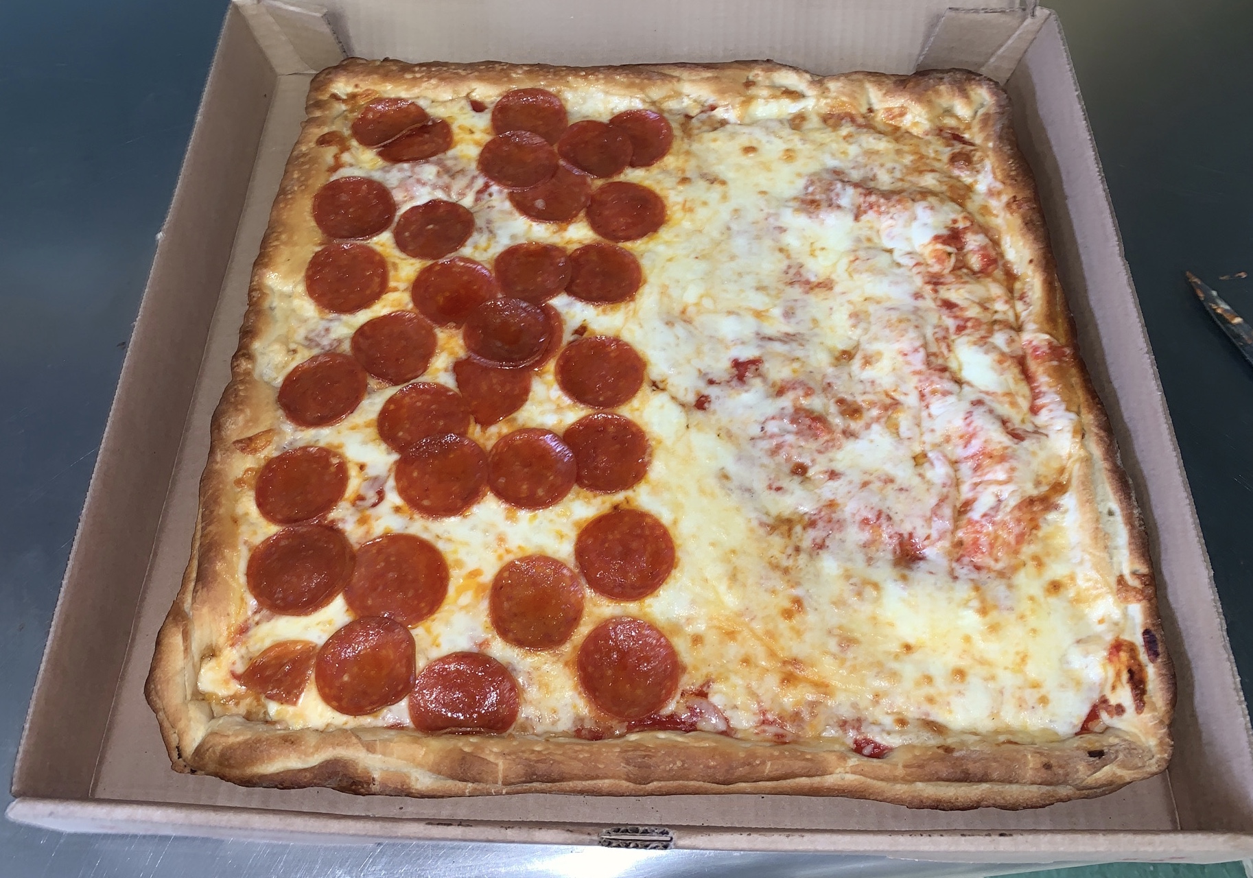 Order 16" Plain Sicilian Pizza food online from Nino's Pizzarama store, Royersford on bringmethat.com
