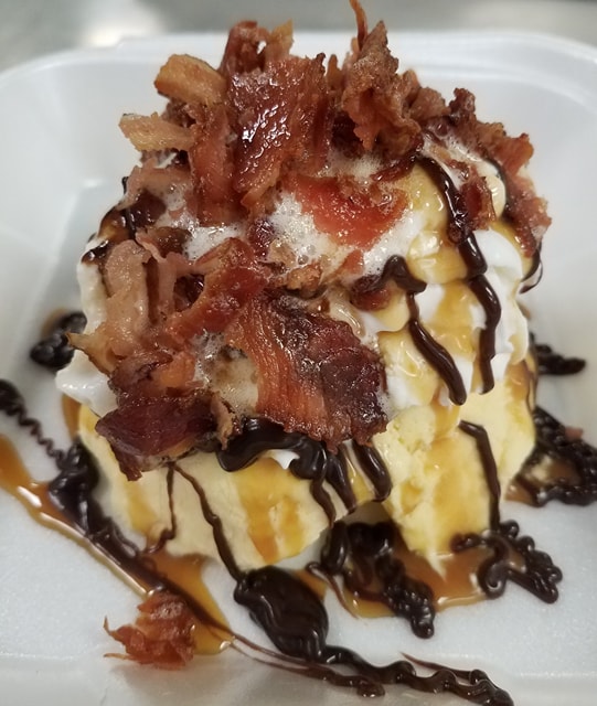 Order Bacon Split food online from Doglicious Hot Dogs store, Glendale on bringmethat.com
