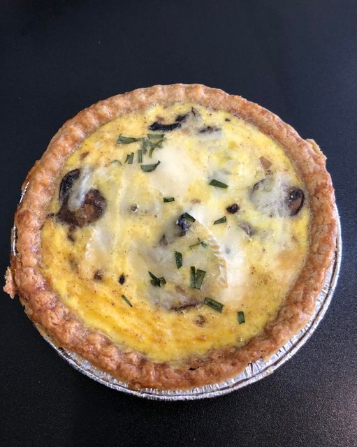 Order French Quiche food online from Willow Garden Cafè store, Media on bringmethat.com