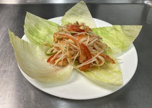 Order 22. Papaya Salad food online from Mahar Thai Taste store, Saint Paul on bringmethat.com