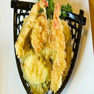 Order Mixed Tempura Plate food online from Sushiya store, Pasadena on bringmethat.com