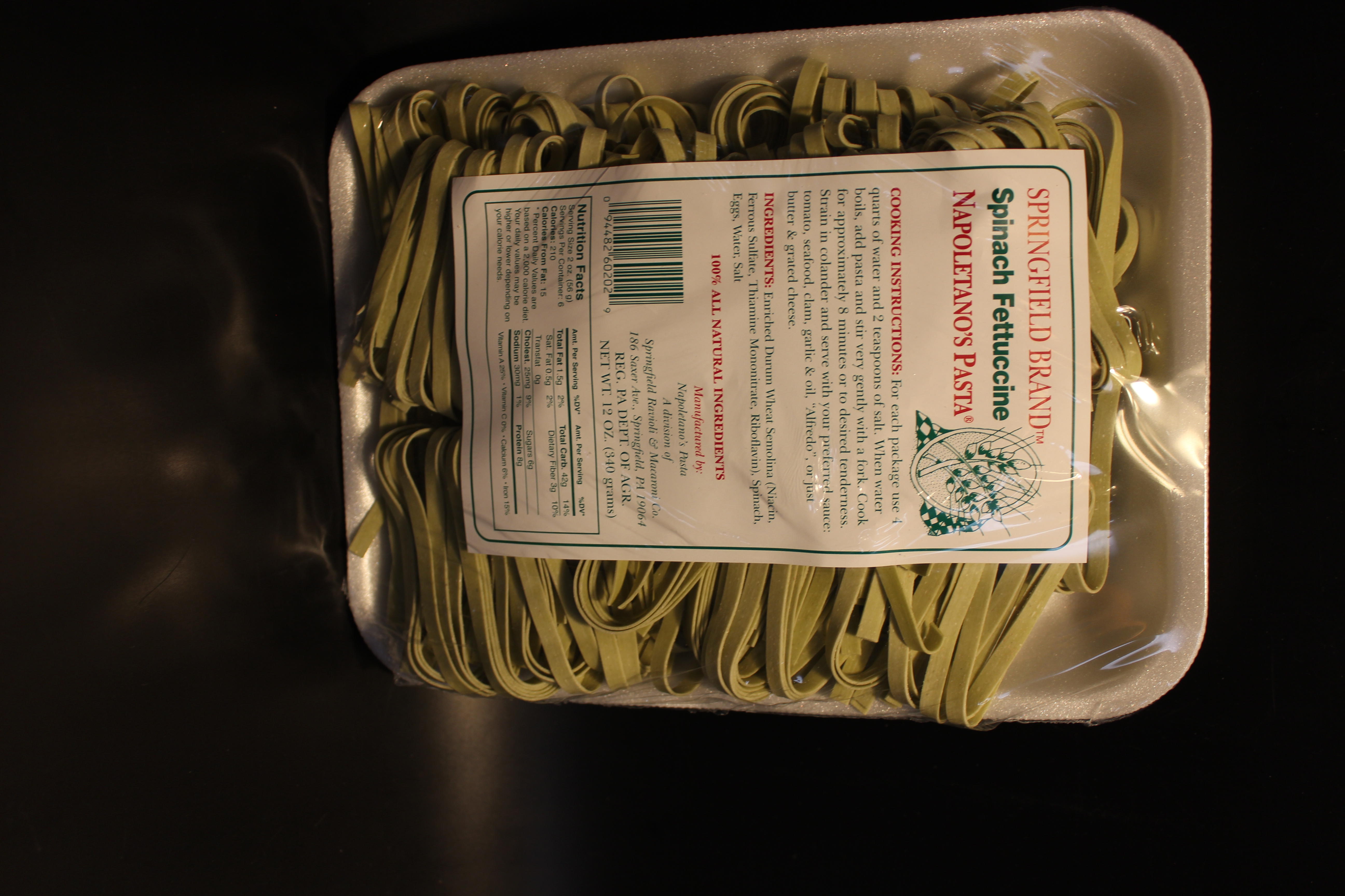 Order Spinach Fettuccine Dried - 12 oz. food online from Napoletano Brothers store, Springfield on bringmethat.com