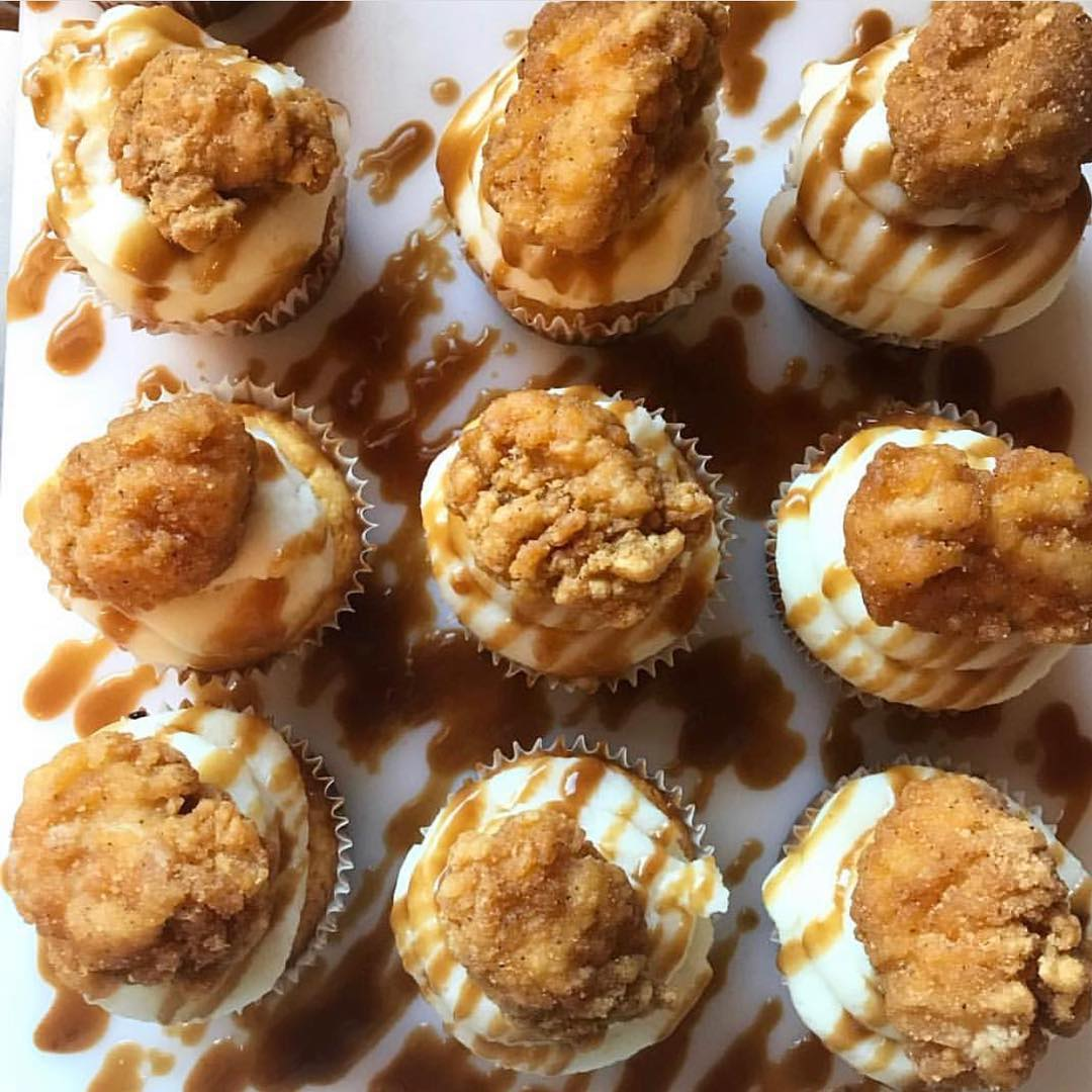 Order Cupcakes  food online from Trina Treats store, Lyndhurst on bringmethat.com