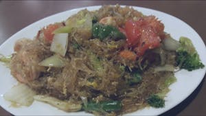 Order 61. Pad Woon Sen food online from Lisu's Thai Taste | Roseville store, Roseville on bringmethat.com