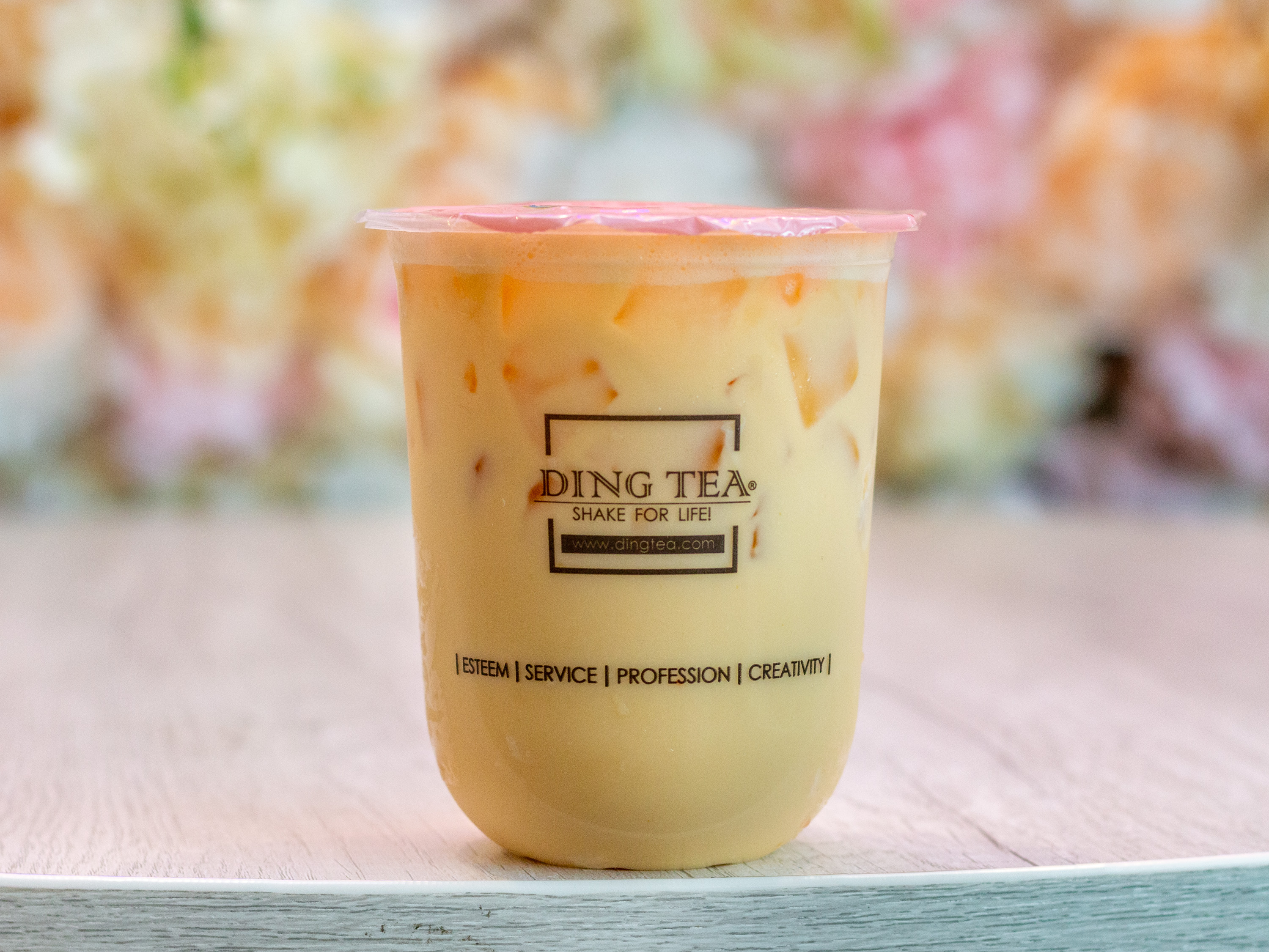Order Mango Milk Tea food online from Ding Tea store, Covina on bringmethat.com