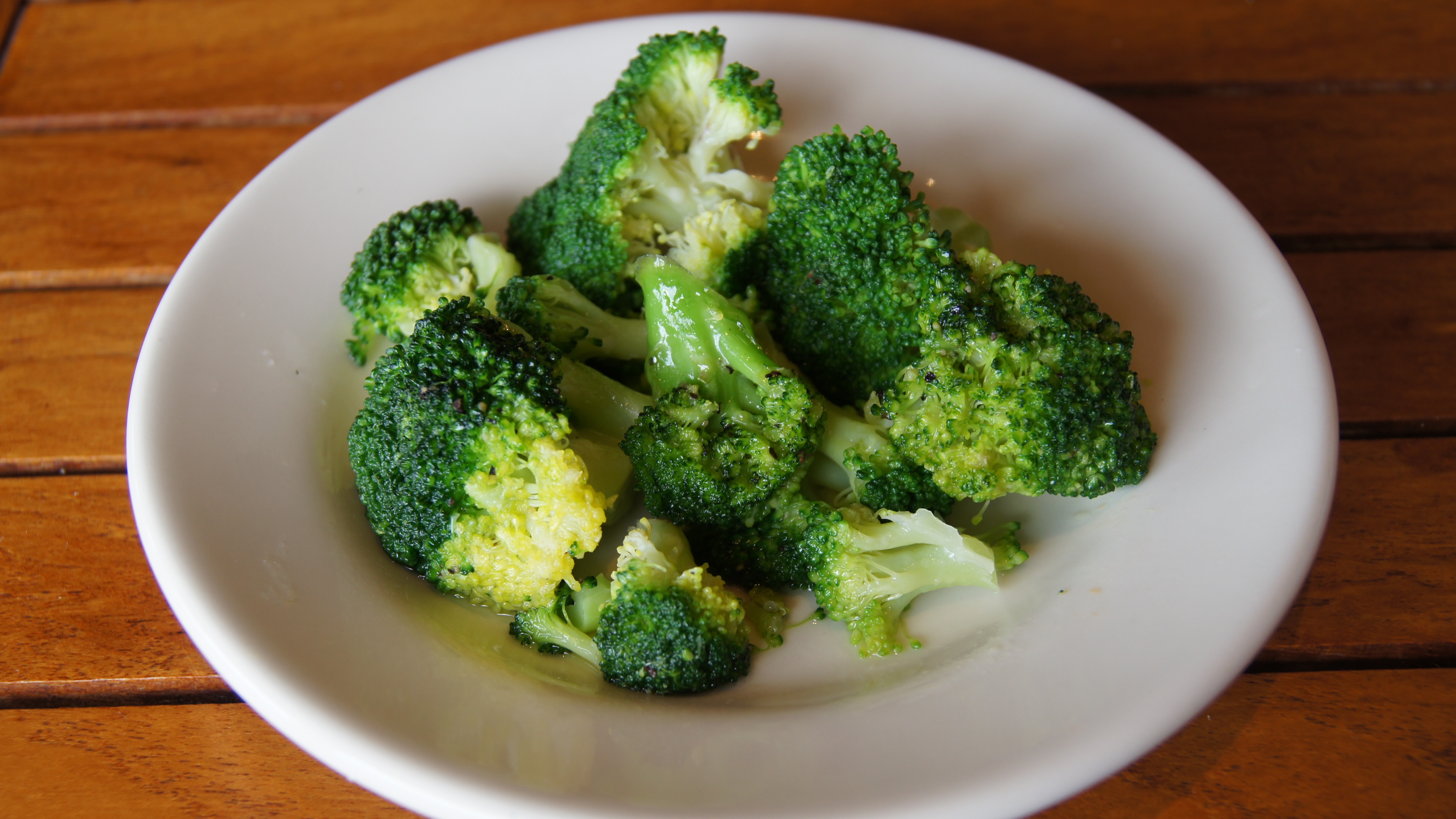 Order Fresh Broccoli food online from Kickback Jack's store, High Point on bringmethat.com