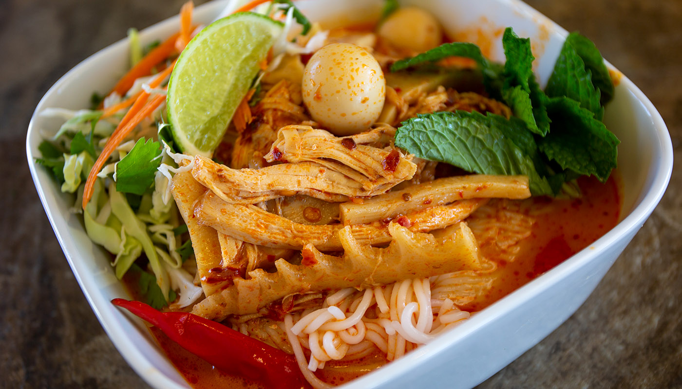 Order Khao Poon Chicken Noodle Curry food online from Malee Kitchen store, Fresno on bringmethat.com