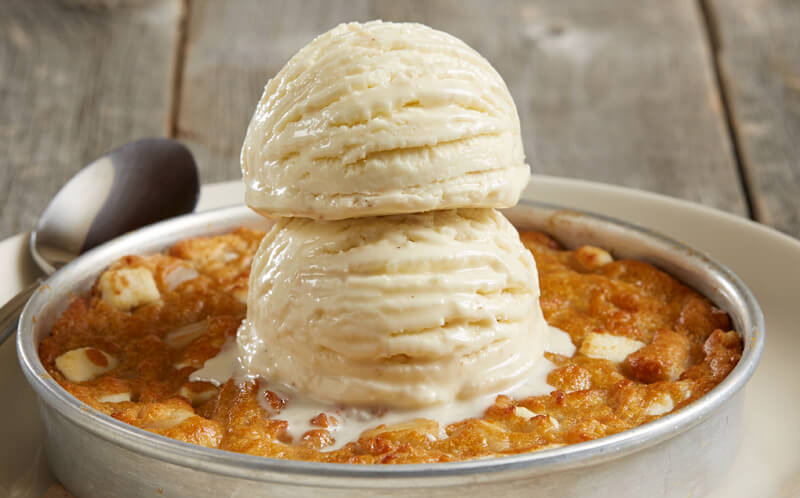 Order White Chocolate Macadamia Nut Pizookie® food online from BJs Restaurant & Brewhouse store, Greenwood on bringmethat.com