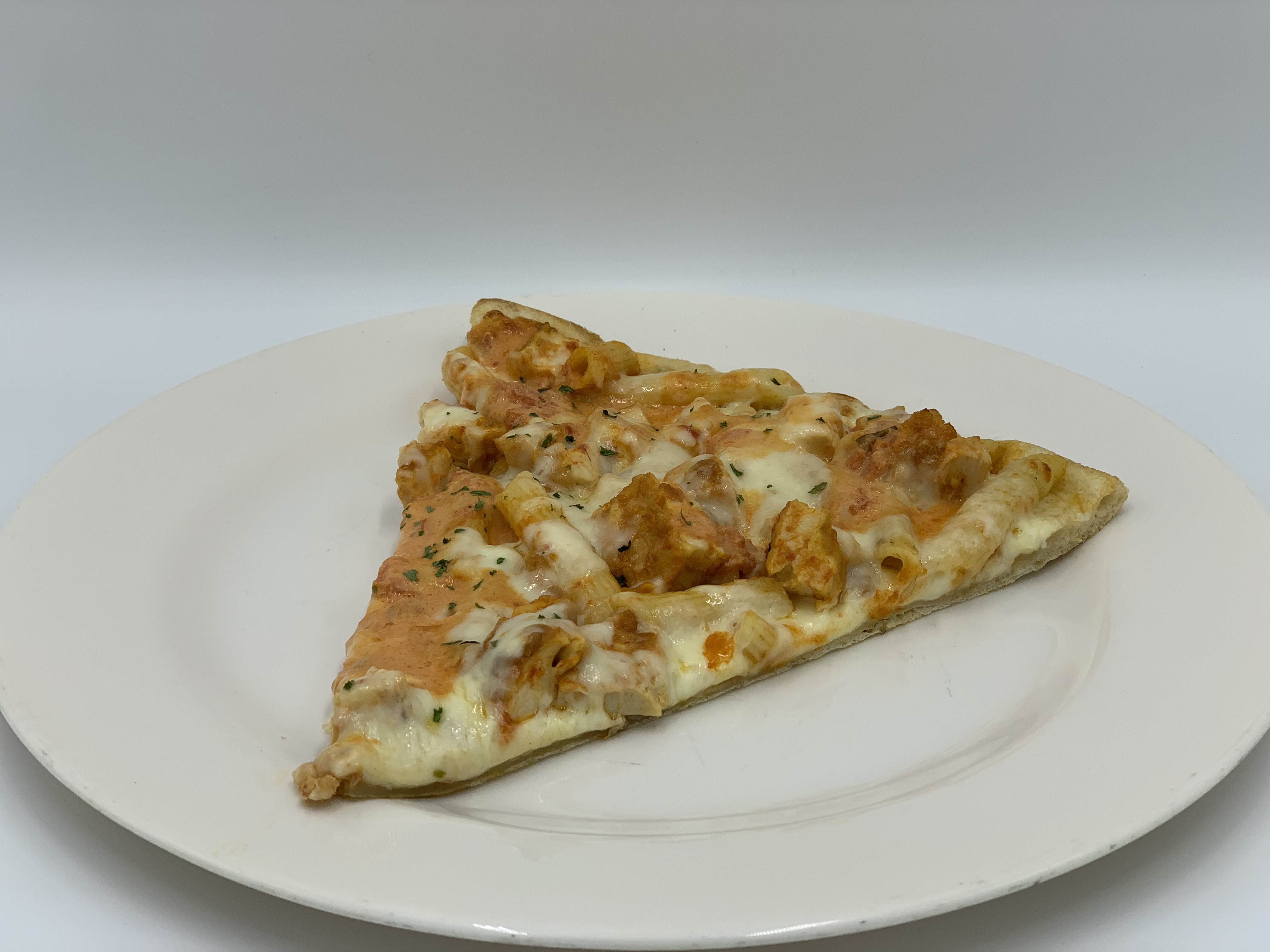 Order Penne alla Vodka Chicken Pizza food online from Mario's Pizzeria of Seaford store, Seaford on bringmethat.com