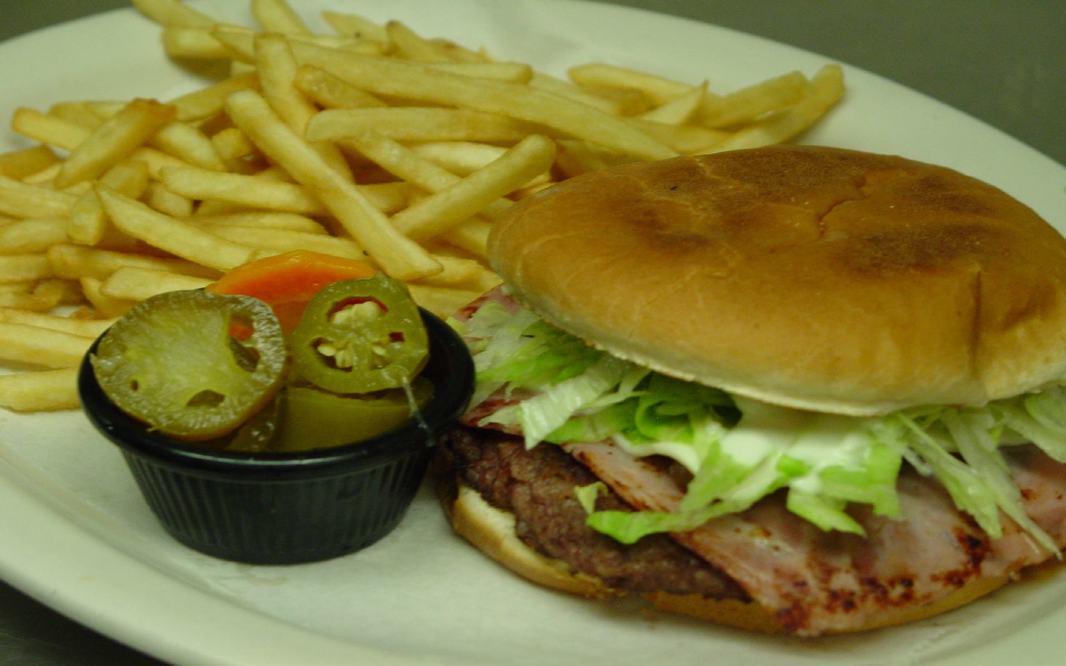 Order Hamburguesa Mexicana food online from Perico's Mexican Cafe & Bar store, Houston on bringmethat.com