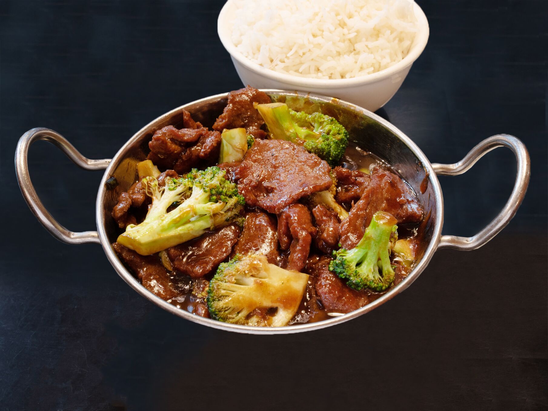 Order 44. Beef Broccoli food online from Sagar Chinese store, Bellerose on bringmethat.com