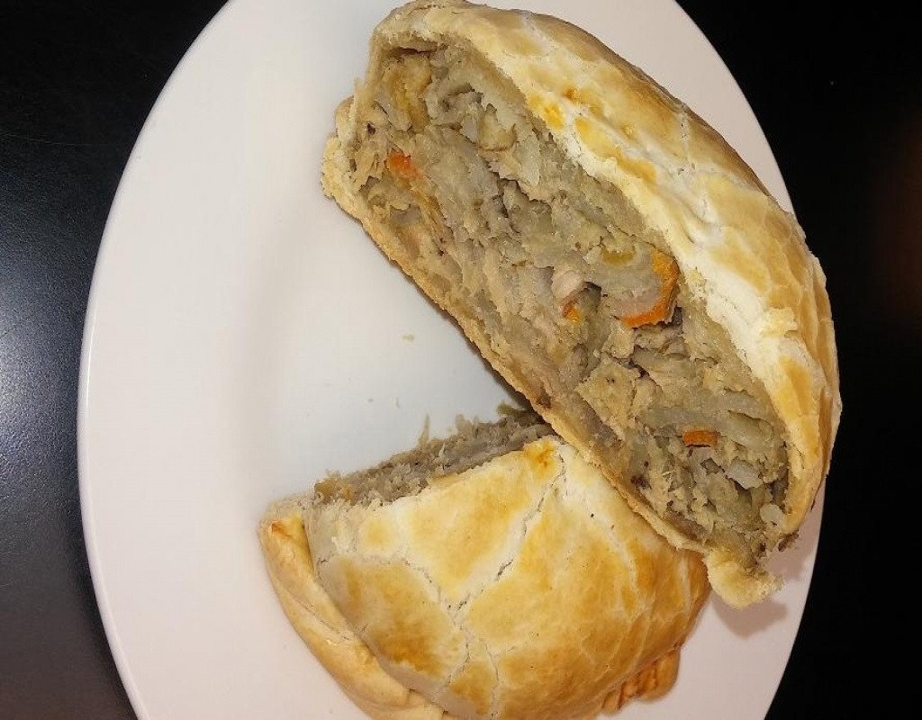 Order Chicken Pastie food online from Uncle Peter Pasties store, Lake Orion on bringmethat.com