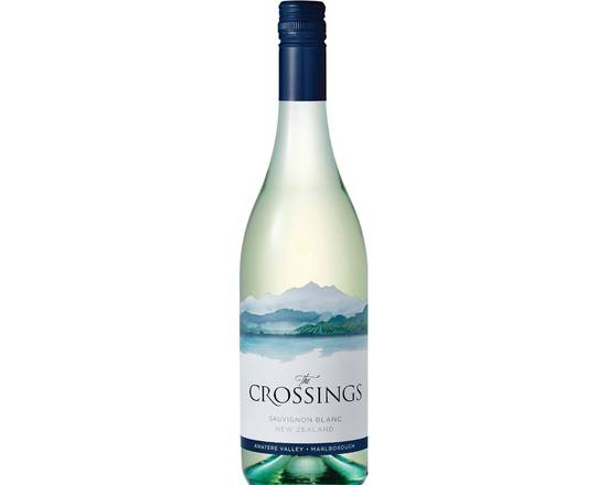 Order The Crossings, Sauvignon Blanc Awatere Valley · 750 mL  food online from House Of Wine store, New Rochelle on bringmethat.com