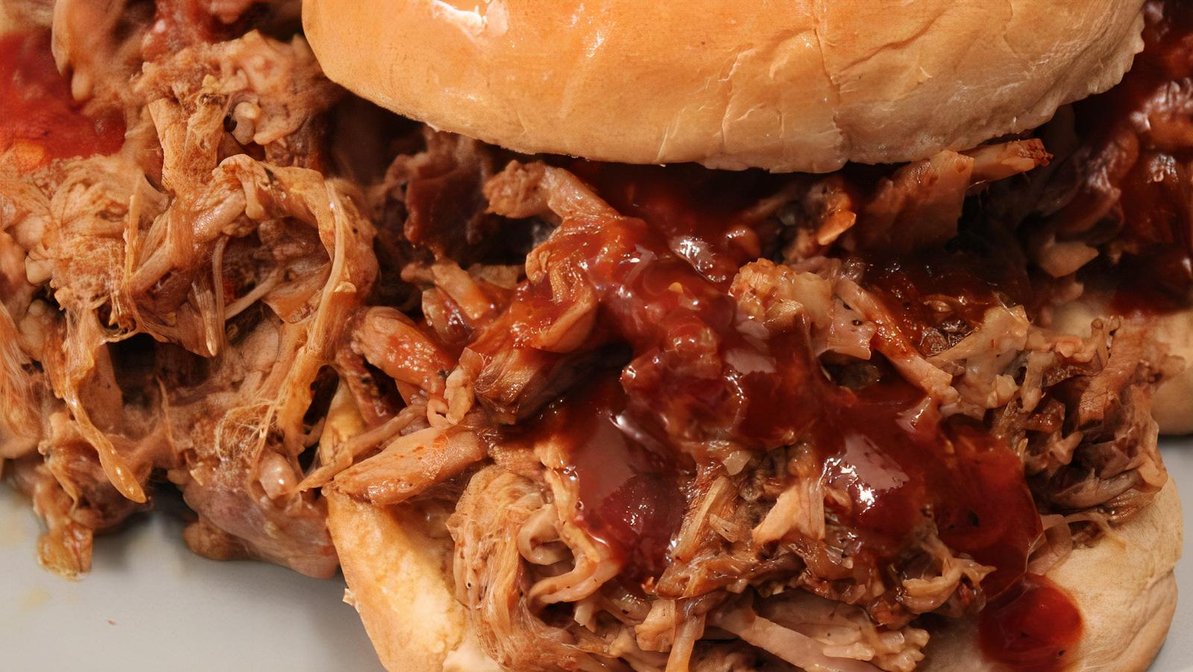 Order Pulled Pork Sandwich food online from Grill Em Steakhouse and Sports Bar store, Campbell on bringmethat.com