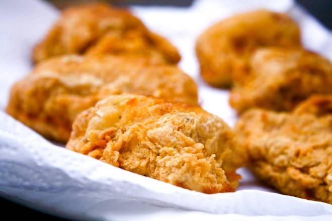 Order Tenderized Fried Chicken Piece (2pcx) food online from Yalla Market store, Coconut Creek on bringmethat.com