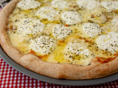 Order Lg White Pizza food online from Alfredo's Pizzeria & Restaurant store, Point Pleasant on bringmethat.com