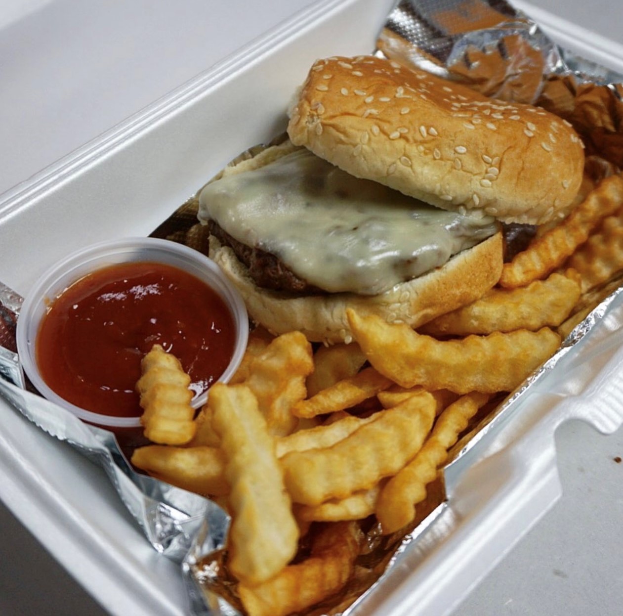 Order Cheeseburger with Fries food online from The Perfect Scoop store, Philadelphia on bringmethat.com