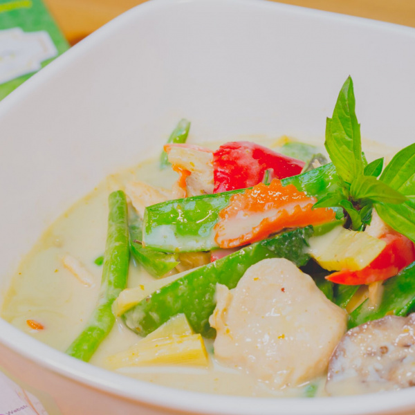 Order C2. Green Curry food online from Mango thai cuisine store, West Newton on bringmethat.com