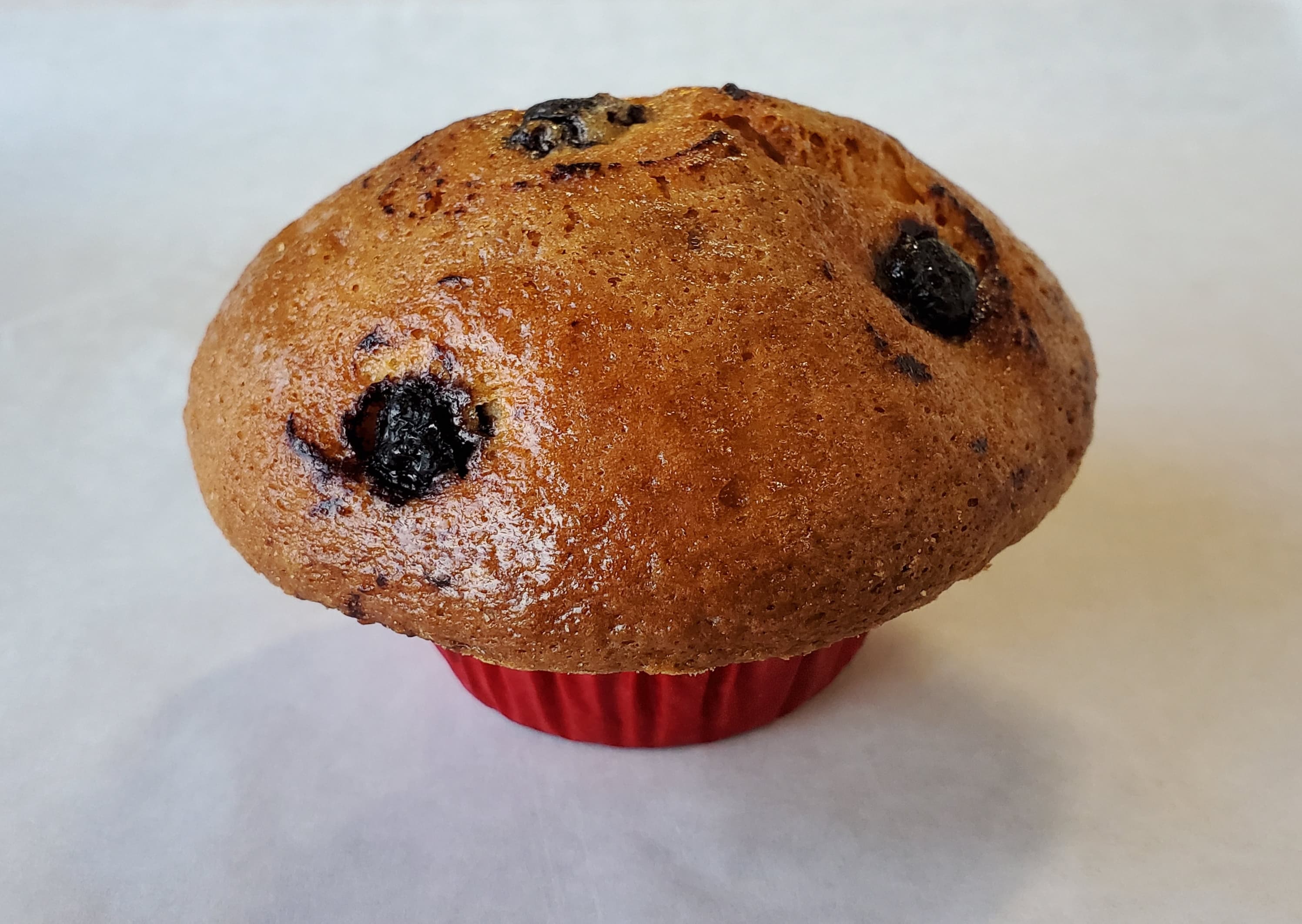 Order Blueberry Muffin food online from Honey Donuts store, Crowley on bringmethat.com