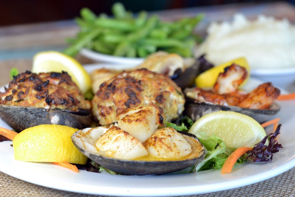 Order Broiled Fisherman's Platter food online from Court square diner store, Long Island City on bringmethat.com