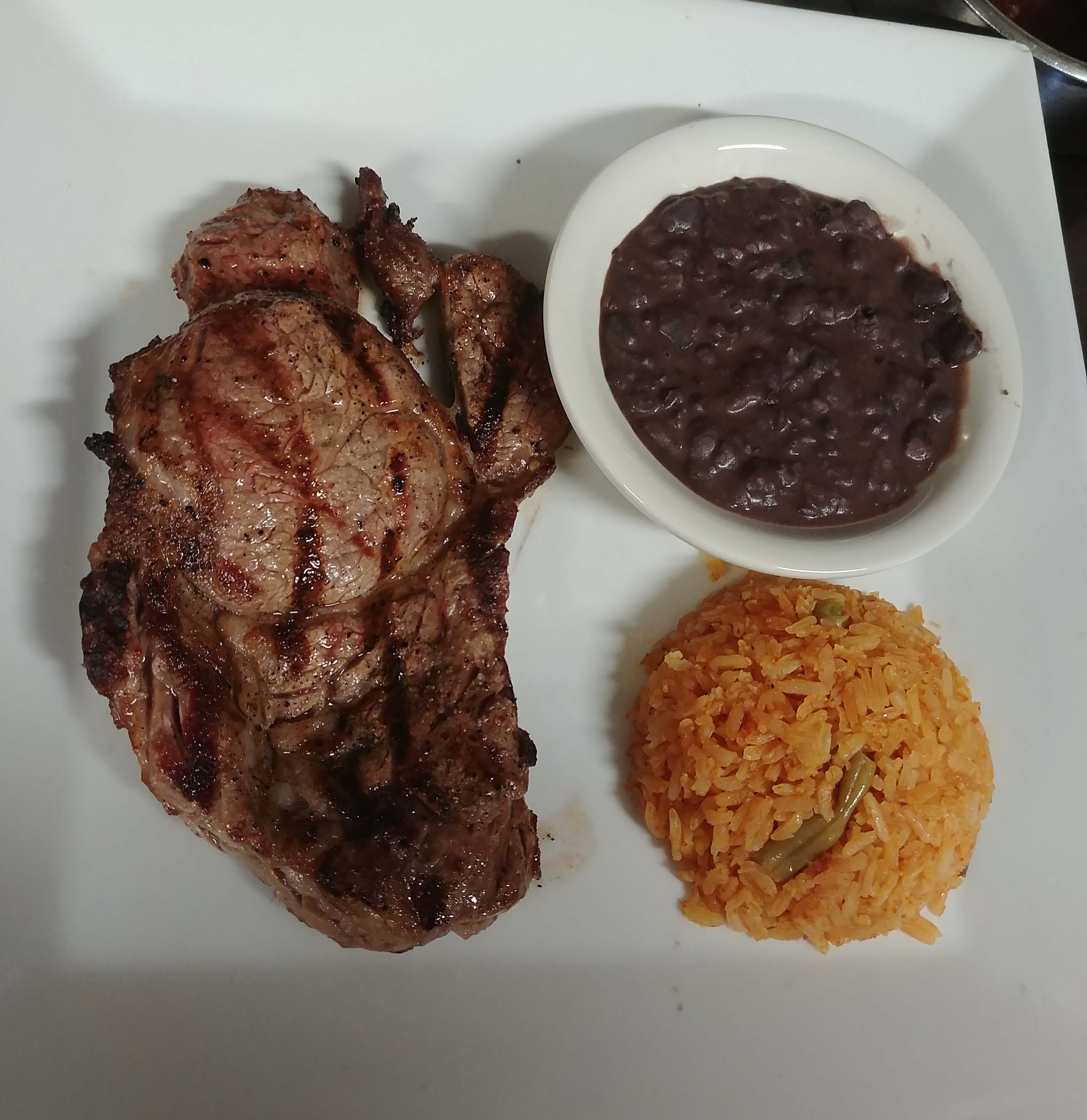 Order Guadalajara Platter food online from Little Mexican Cafe store, New Rochelle on bringmethat.com