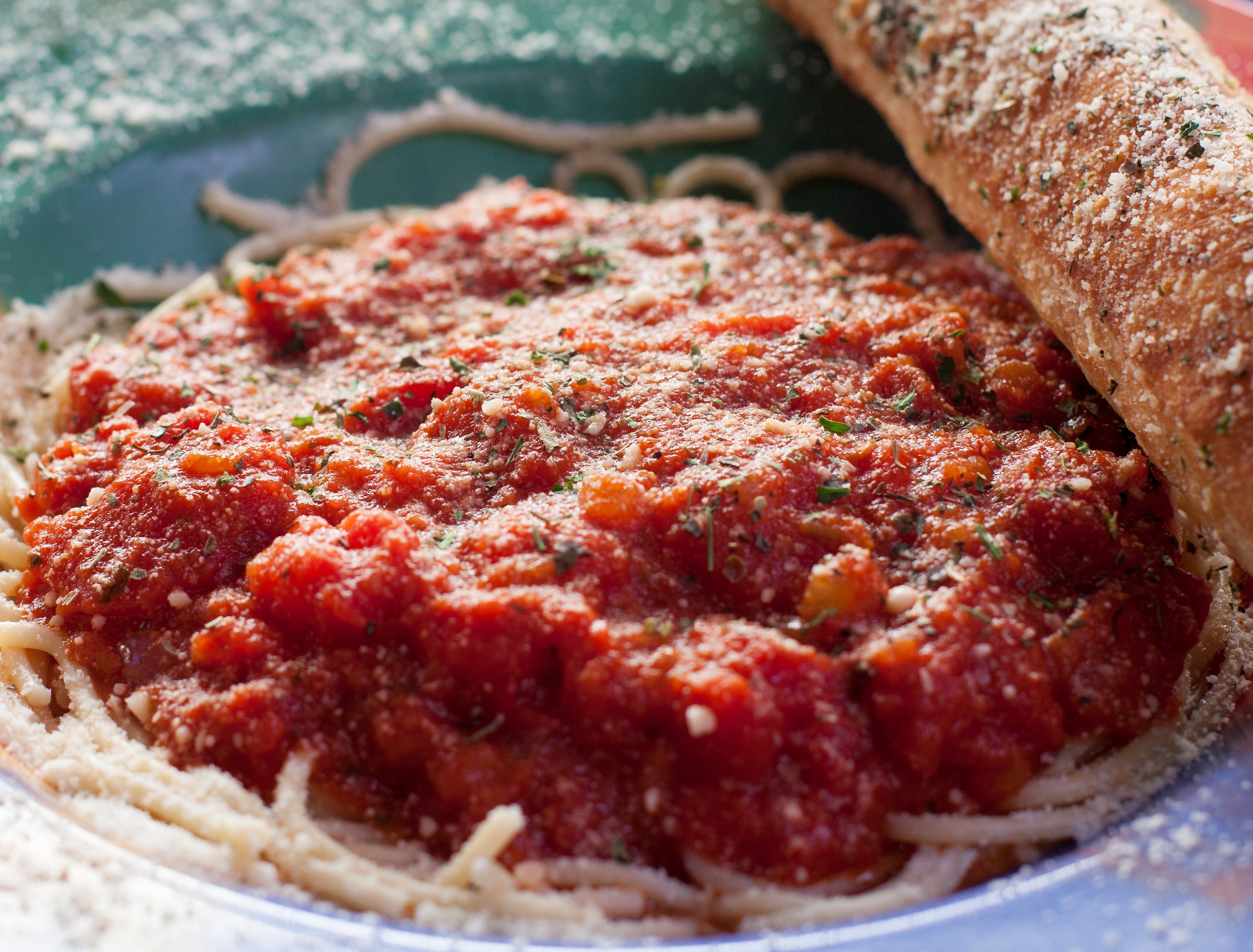 Order Spaghetti with Marinara Sauce food online from Wick Pizza Hikes Point store, Louisville on bringmethat.com