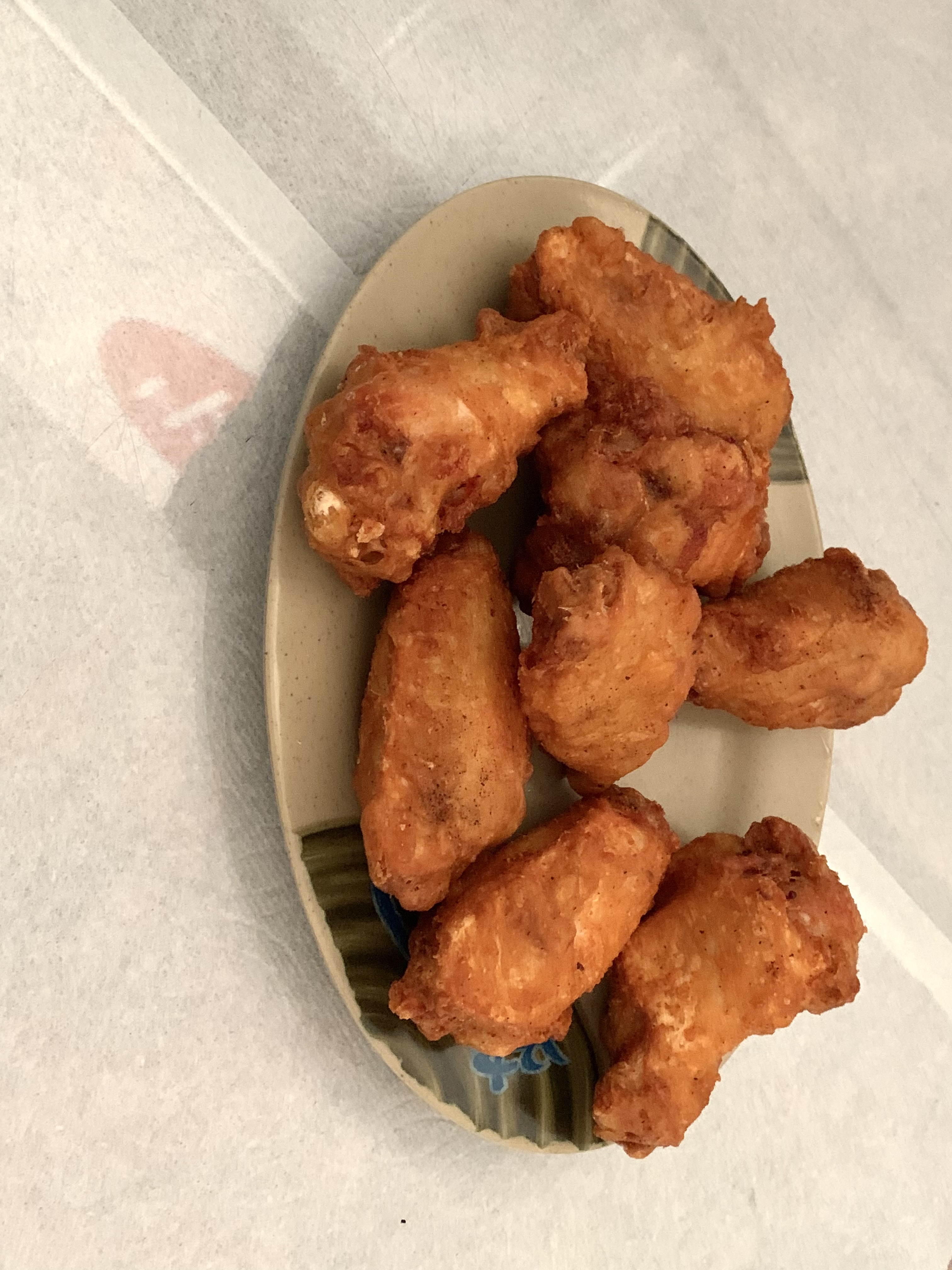 Order Fried Chicken Wings (8) food online from Hong Kong Restaurant store, Manteca on bringmethat.com