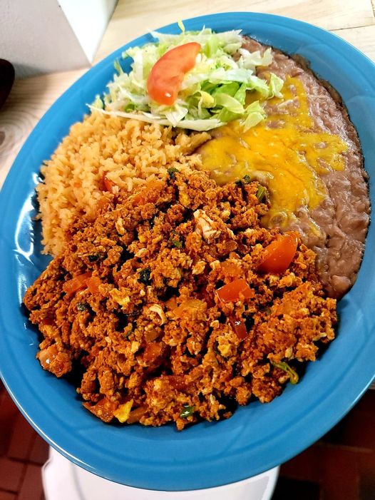 Order Chorizo con Huevos food online from Chapala Mexican Kitchen store, Oklahoma City on bringmethat.com